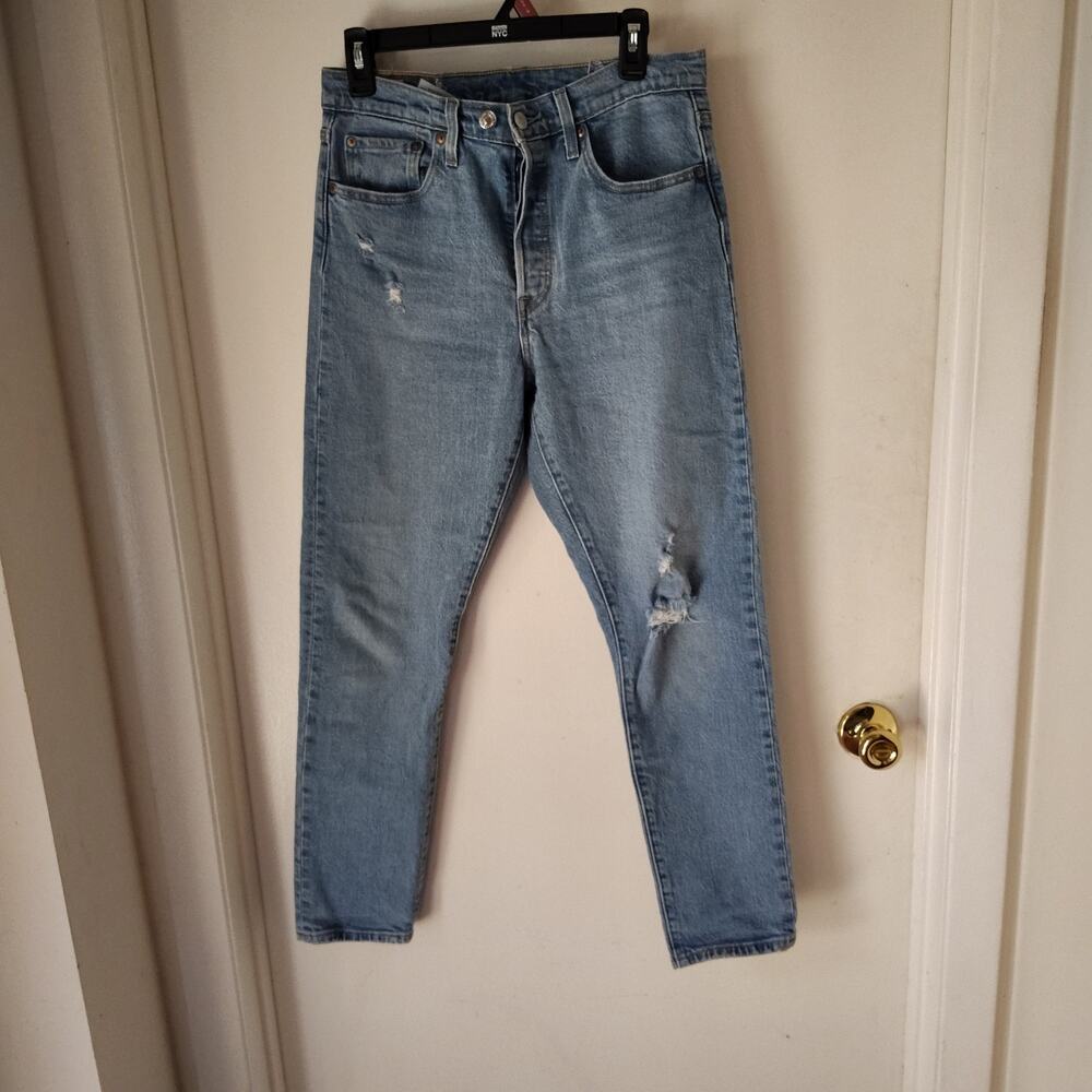 Levi’s 501 Skinny Jeans – Premium, Distressed, Extra Button, 99% Cotton
